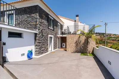 Image de Casa da Portada, by the fountain with views to Calheta
