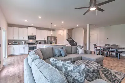 Image de 4 Mi to Bethany Beach: Townhome w/ Screened Porch