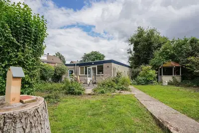 Image de Bungalow א Landgraaf avec terrasse