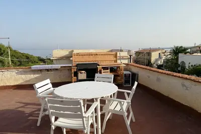 Image de Second floor apartment in villa