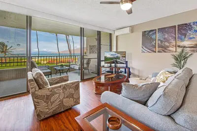 Image de Sweeping Unobstructed Ocean Views, Luxury Beachfront Condo, Wonderful Lanai