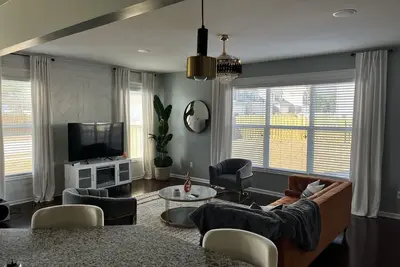 New, Spacious and Modern 3 Bedroom