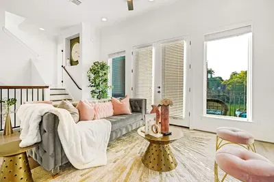 Image de Luxury Houston Downtown townhome Minute Maid/Toyota/ Medical center