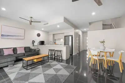Image de Spacious 3 bedroom townhouse in prime location!