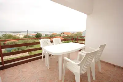 Image de Appartement d'une chambre avec la terrasse et la vue sur le mer Kraj, Pasman (A-8502-b)
