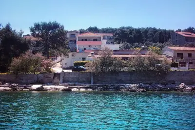 Image de Appartement de deux chambres prés de la plage Arbanija, Ciovo (A-9700-a)