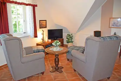 Image de Type 4 (H) - Karolas Landhus sous chaume