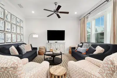 Image de New Owner! Prominence30A | 6 Seater Golf Cart | Bikes | Pool + More