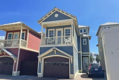 Image de Beautiful cottage w/ dock on canal-100 yds to the white sands of Mexico Beach