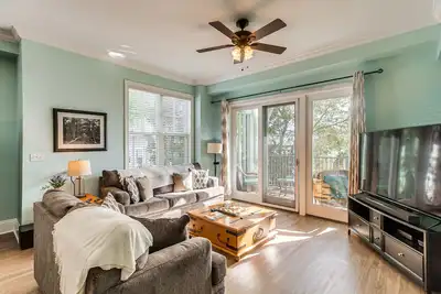 Image de Breezy St Simons Hideaway with Waterfront Views!