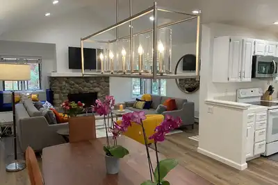 Image de Elegant 2-bedroom McCloud Condo in Incline Village
