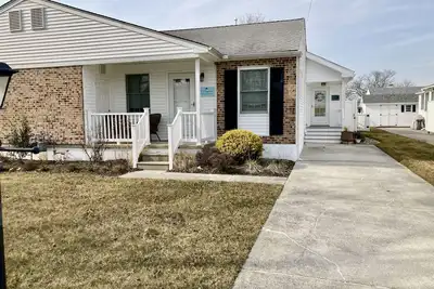 Image de Renovated Village Green Twin in Cape May