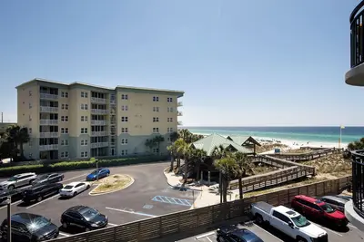 Image de Nautilus 2410 Gulf View 2bd/2ba 4th Floor. Free Beach Service 3/1-10/31