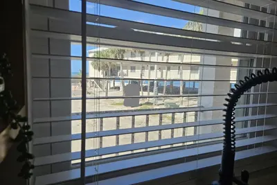 Image de Beautiful Pelican Landing condo