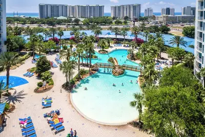 Image de Updated 5th Floor Condo w/ Fun Amenities at The Palms of Destin! 💚🥥🌴