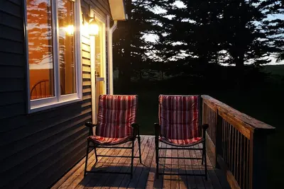 Image de Adorable waterfront 1-bedroom place with Bbq grill