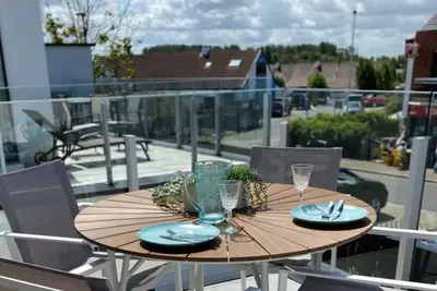 Agréable appartement dans une maison de vacances avec climatisation, Wifi, Tv, terrasse, parking