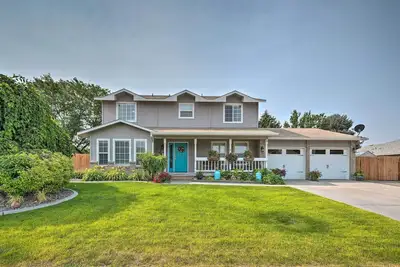 Image de Idyllic Nampa Family Home with Hot Tub & Fire Pit!