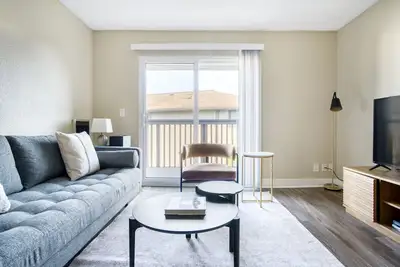 Image de Elegant Foster City 1br w/ Gym, Pool, W/D, near highways, by Blueground