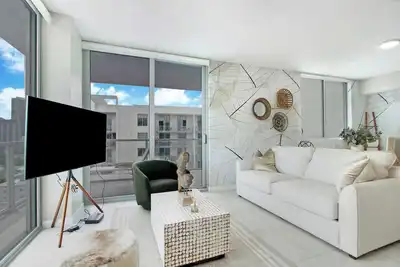 Image de Boho Dream W/Bayviews! 2 Bdrm Condo - Miami Design