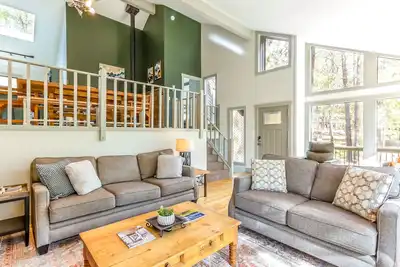 Image de Near Sharc, Hot Tub, Bikes, Dog-Friendly-Leis03