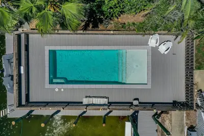 Image de Private Pool~Canal Views~Beach Access~Boat Dock Access~Optional Golf Cart!