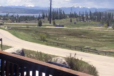 Image de Entire Townhome, Lake Views, 2 bd + Bunk room, Grand Lake