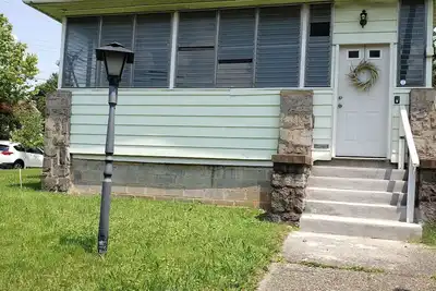 Image de 1 Stop/1 Shop! Large D. C. house-pet friendly/big backyard & parking/near metro