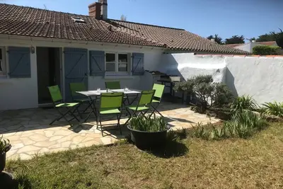 Image de Maison avec jardin en bordure de la dune Ă 5 minutes Ă pied de la plage