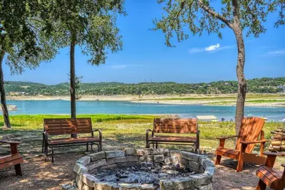 Image de Medina Lake Waterfront Getaway