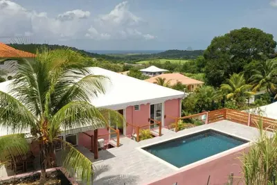 Image de Villa spacieuse Diamond case, piscine, vue sur Rocher du Diamant