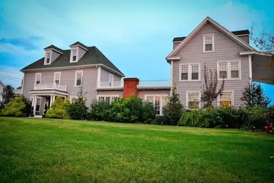 Stunning and Spacious Island Oasis Located in Historic Downtown Chincoteague