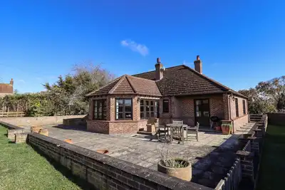 The Paddock, pet friendly, character holiday cottage in East Barkwith