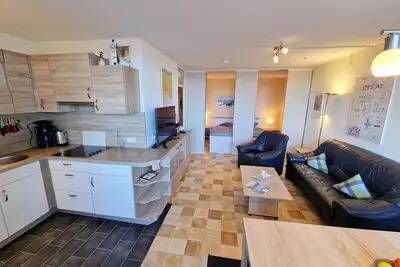 Image de Bright, newly furnished apartment on the 1st floor.