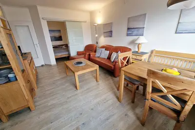 Image de Completely renovated vacation apartment with a view of the inland lake in the Baltic Sea holiday par
