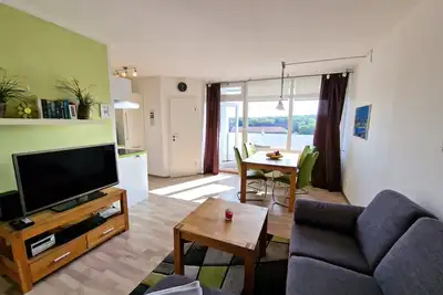 Image de Welcome to a bright and modern apartment on the 6th floor.