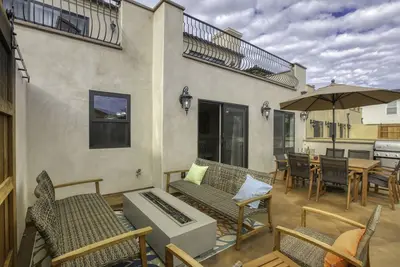 Image de Casa Blanca 4Bdrm Beach Home Steps from Beach, Golf & Wine