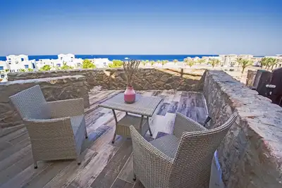 Wake with full Read Sea View very Cozy Studio in Azzurra