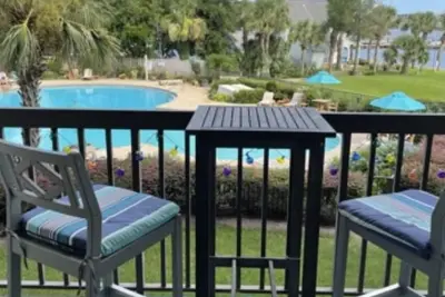 Image de Waterfront Paradise <brClose to Beaches & Destin<brNew Kitchen & Private Marina