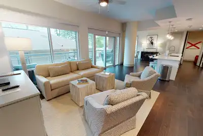 Image de Roll into your Tide Game Weekend Experience with a WestGate Stay