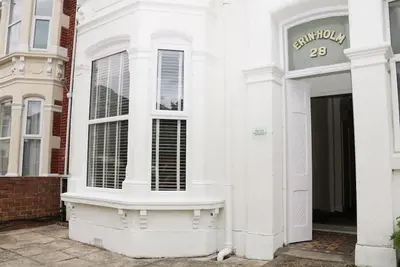 Image de Apartment 2, romantic, country holiday cottage in Southsea