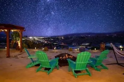 Image de Unicorn House - 4br Hillside Retreat w Hot Tub