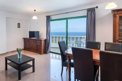 Image de Two Bed-Room Apartment with Sea Views, Heated Pool, Fast Wi-Fi