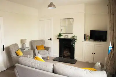 Image de An original Coastguard’s Cottage with private access to the beach.