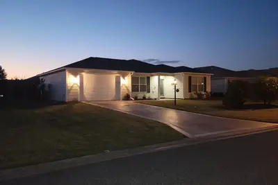 Image de Our home is located in a great location between Brownwood and Lake Sumter.