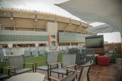 Image de Located 200 feet from the stadium, WestGate is in the Center of Alabama football