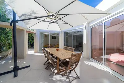 Image de Villa bord de mer 6 couchages, jardin, clim, garage
