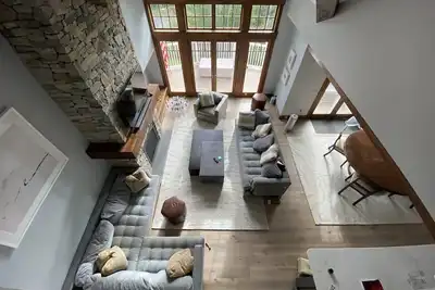 Image de Mt Snow Ski-On Ski-Off - Sleeps 14 - 5 bedroom + kids room off the master!
