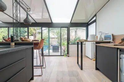 Image de Maison de charme rénovée avec sauna