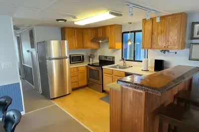 Image de Dock your boat at the Gumbo YaYa and you're ready to fish